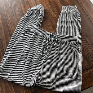 Super comfy cuffed striped knit pants